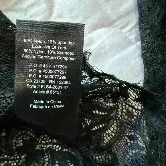 Wilfred lace  top size small - Picture 5 of 8